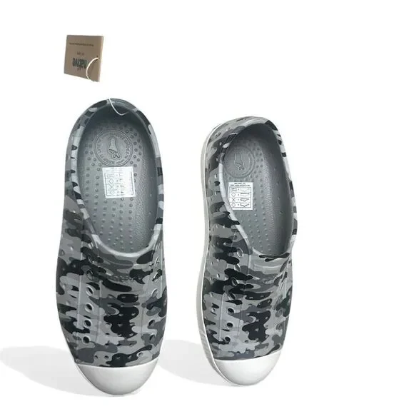 Native Jefferson Kids Slip-On Water Shoes PIGEON GREY MIST CAMO J2 Lightweight - Picture 5 of 10